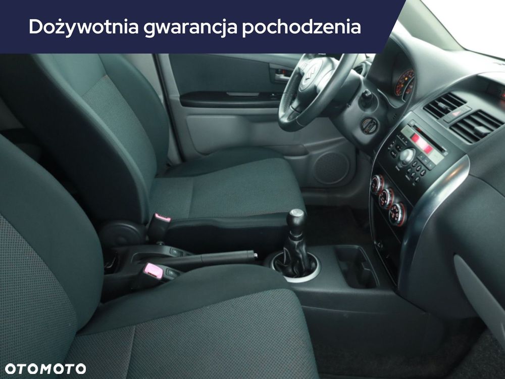 Suzuki SX4 - 9
