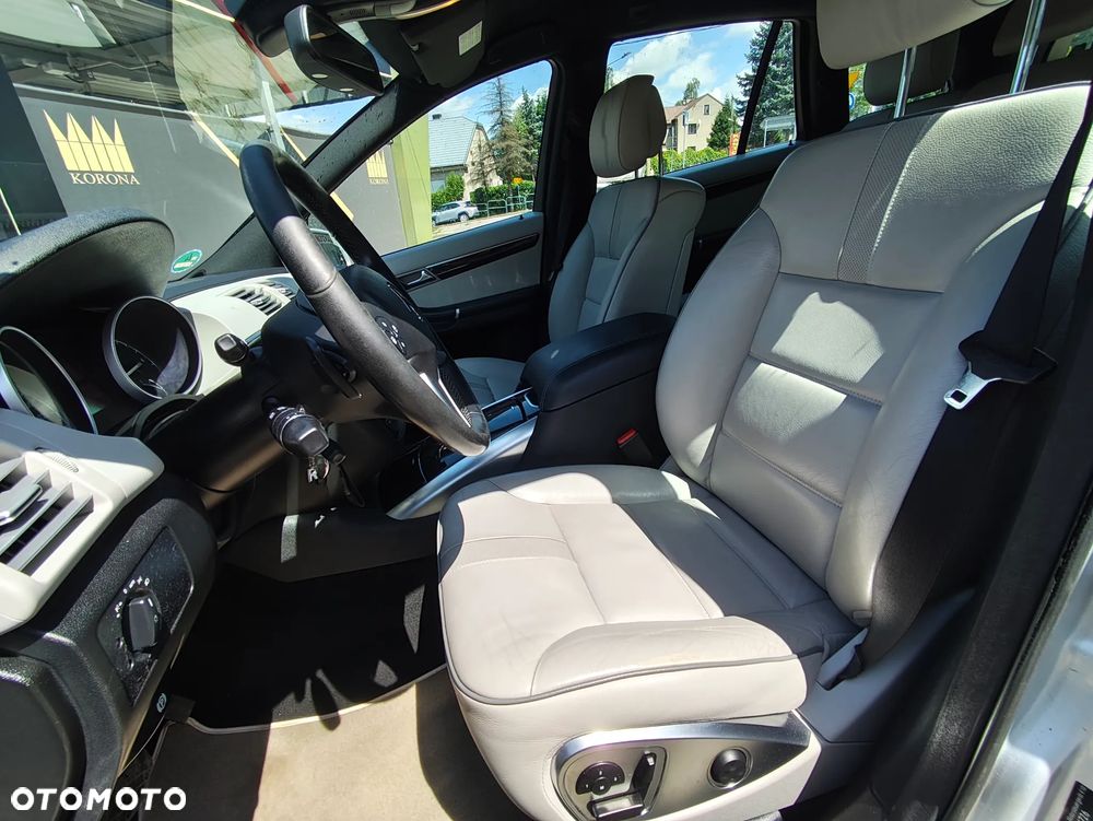 Mercedes-Benz Klasa R 350 CDI 4-Matic - 13