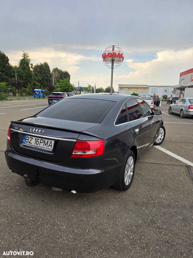 Audi A6 Avant - 1