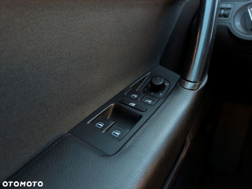 Volkswagen Passat Variant 1.4 TSI BMT Comfortline - 22
