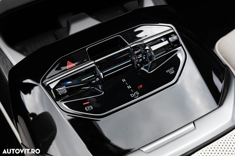 BMW Seria 7 740 xDrive - 20