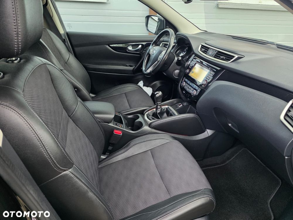 Nissan Qashqai 1.2 DIG-T TEKNA+ - 22
