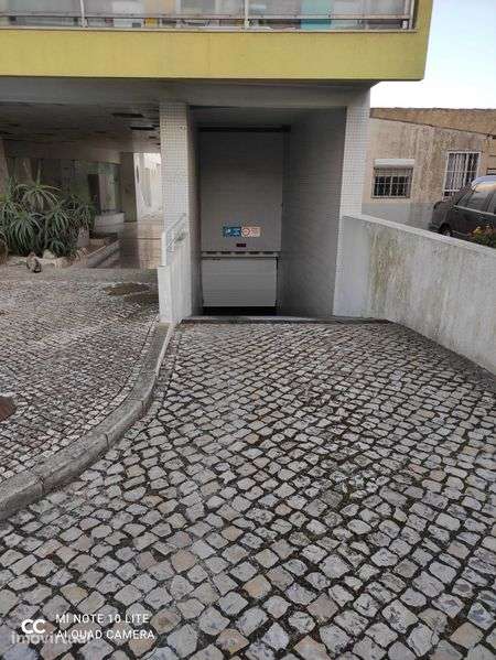 GARAGEM BOX – Centro de Algueirão - Mem Martins, Sintra - Grande imagem: 3/6