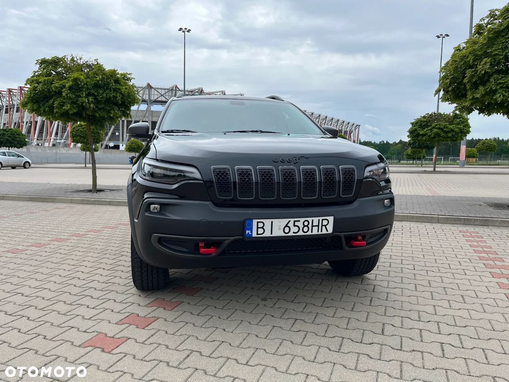 Jeep Cherokee - 1