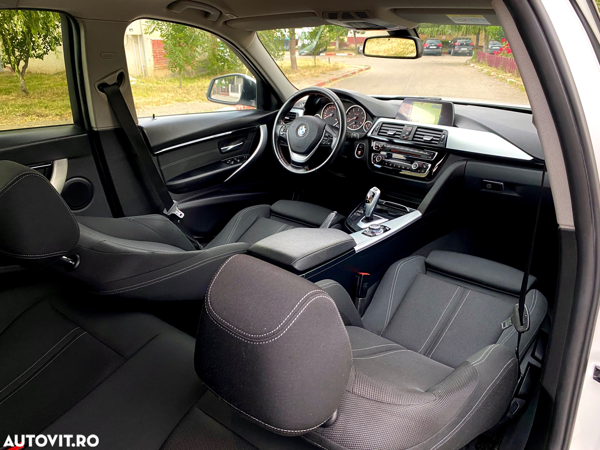 BMW Seria 3 318d GT Aut. Sport Line - 7