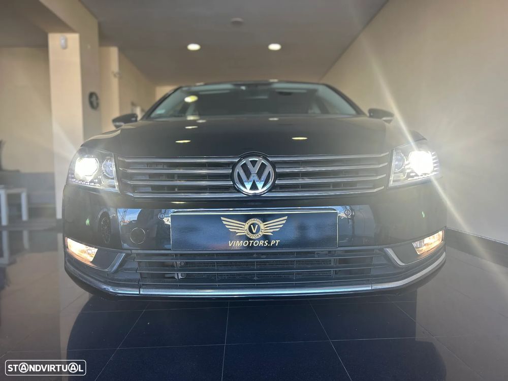 VW Passat 2.0 TDI BlueMotion Trendline - 3