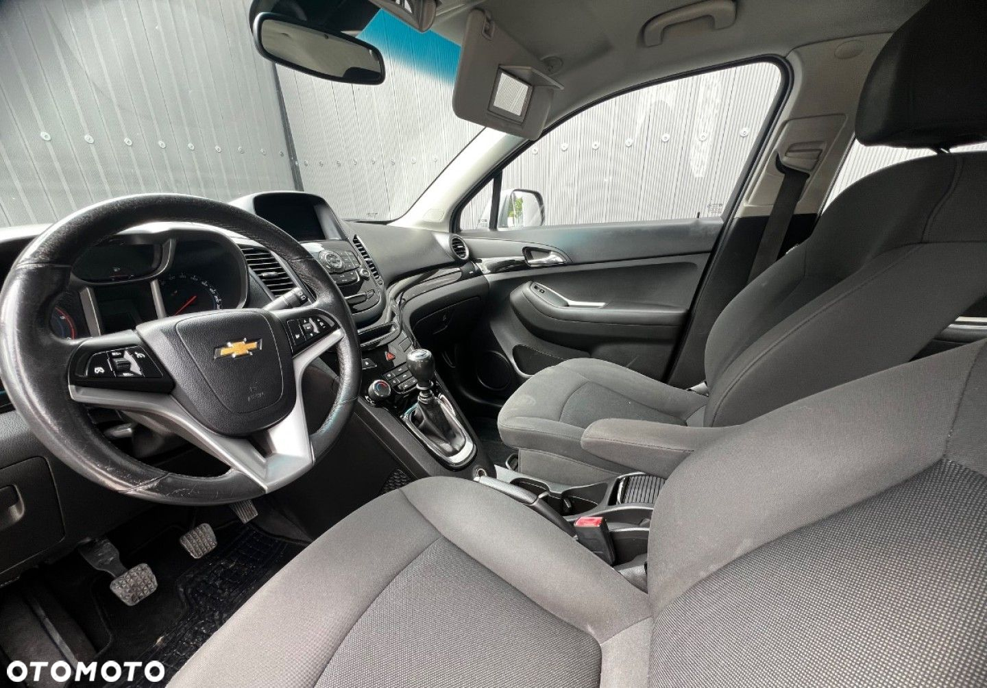 Chevrolet Orlando - 12