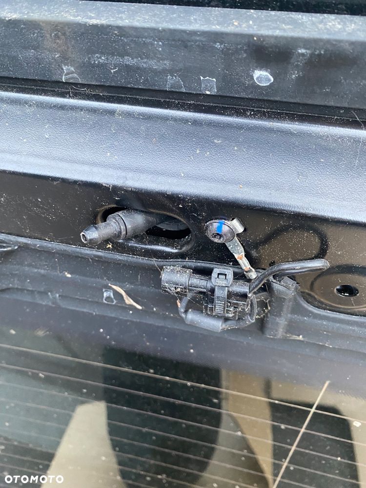 BMW V 5 serie 5-serie G31 G 31 kombi ORYGINALNA PRZYCIEMNIANA CIEMNA SZYBA TYLNA TYLNIA TYŁ KLAPY BAGAŻNIKA  W KLAPĘ  ORYGINAŁ z klapy tylnej  tylniej seria 5 + spoiler + wycieraczka Wwa - 8