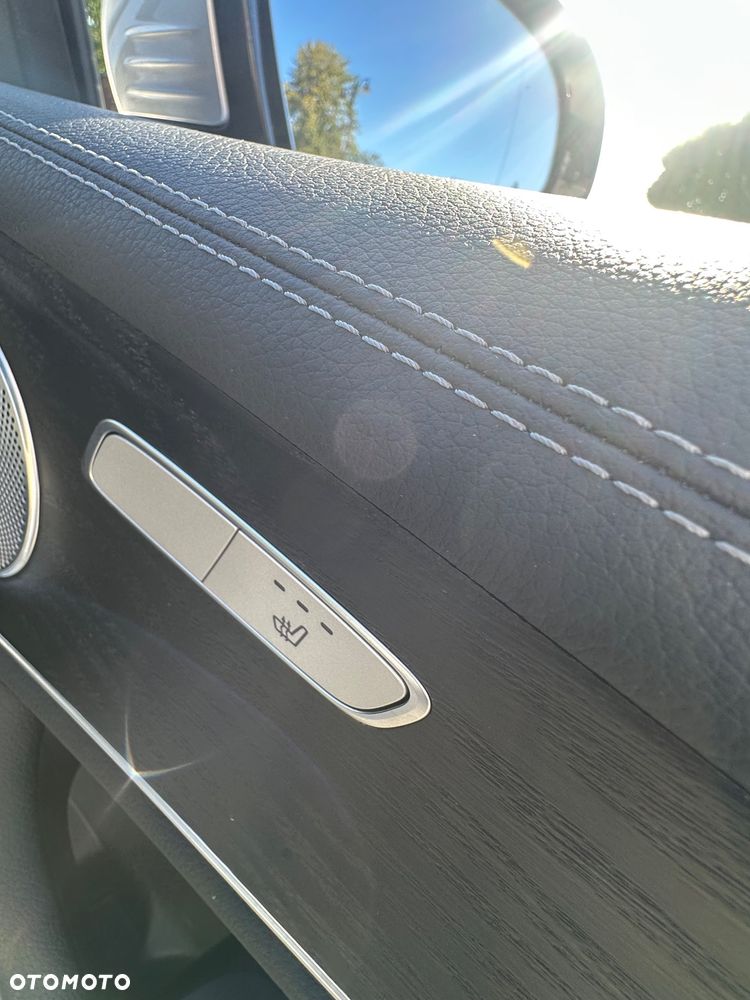 Mercedes-Benz Klasa E 200 9G-TRONIC Avantgarde - 31