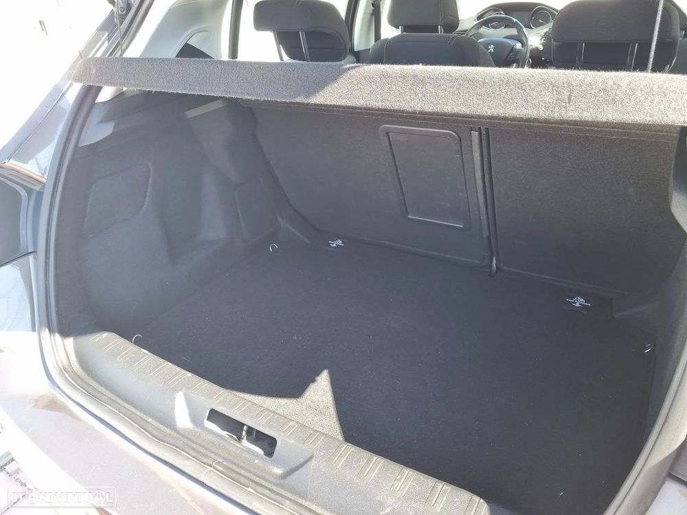 Peugeot 308 1.6 BlueHDi Allure - 22