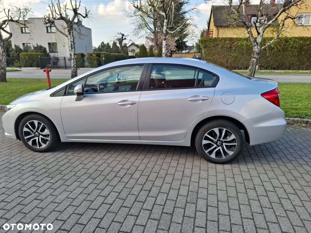 Honda Civic 1.8 Comfort - 3