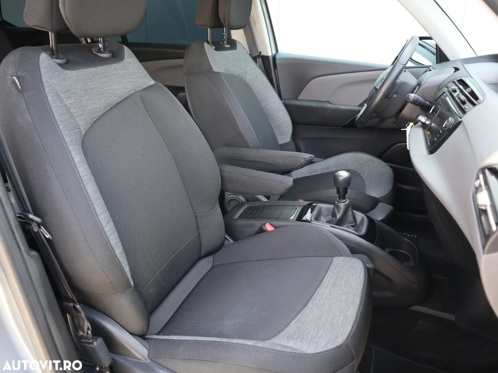 Citroën C4 Picasso BlueHDi 120 Business Class - 29