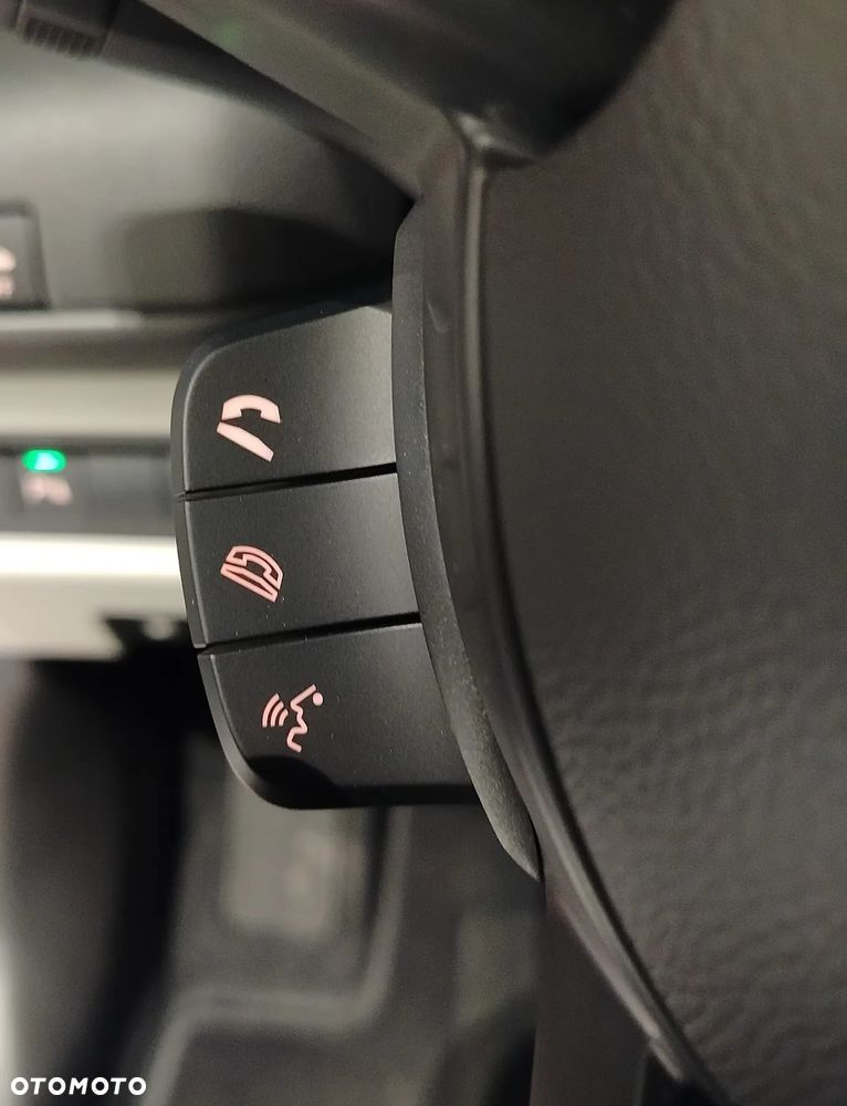 Suzuki Swift 1.2 Dualjet SHVS Premium Plus CVT - 12