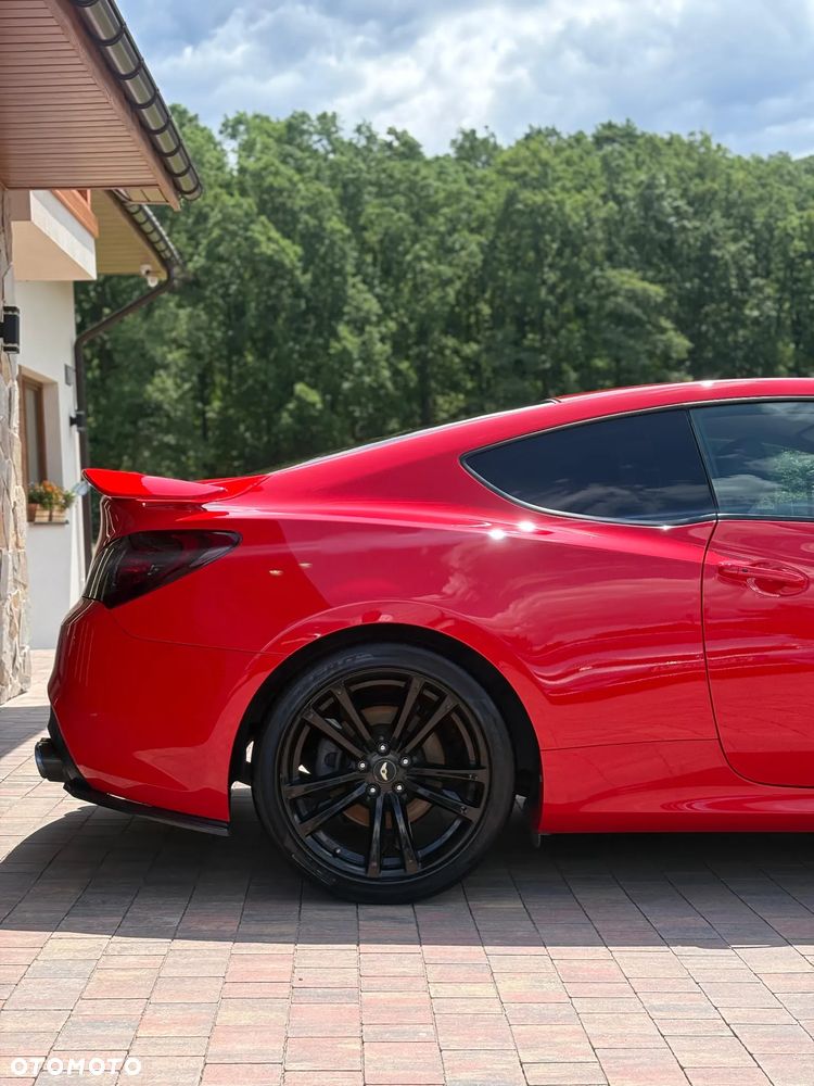 Hyundai Genesis Coupe 2.0 TCI Premium - 6
