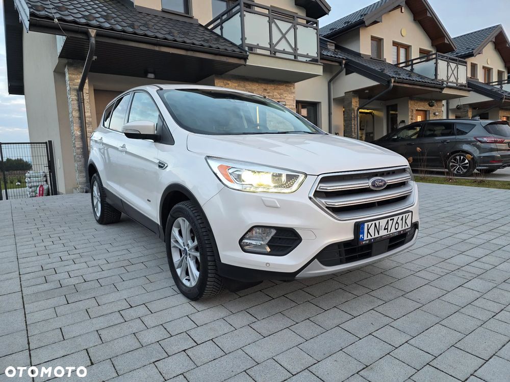 Ford Kuga 2.0 TDCi 4x4 Titanium - 8