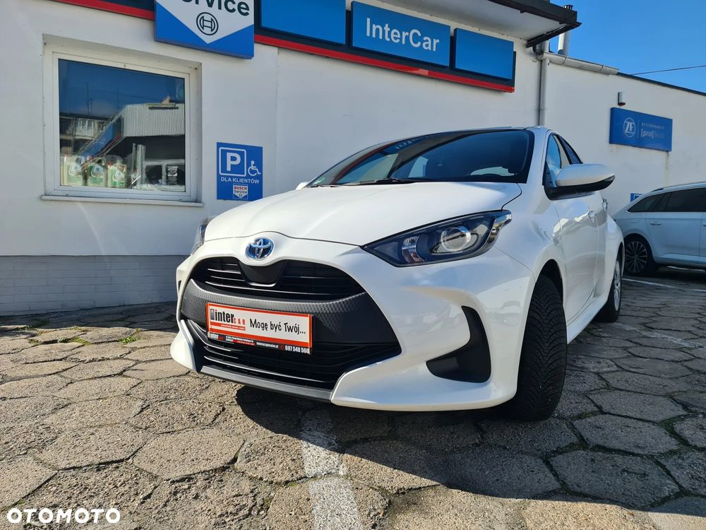 Toyota Yaris Hybrid 1.5 VVT-i - 4