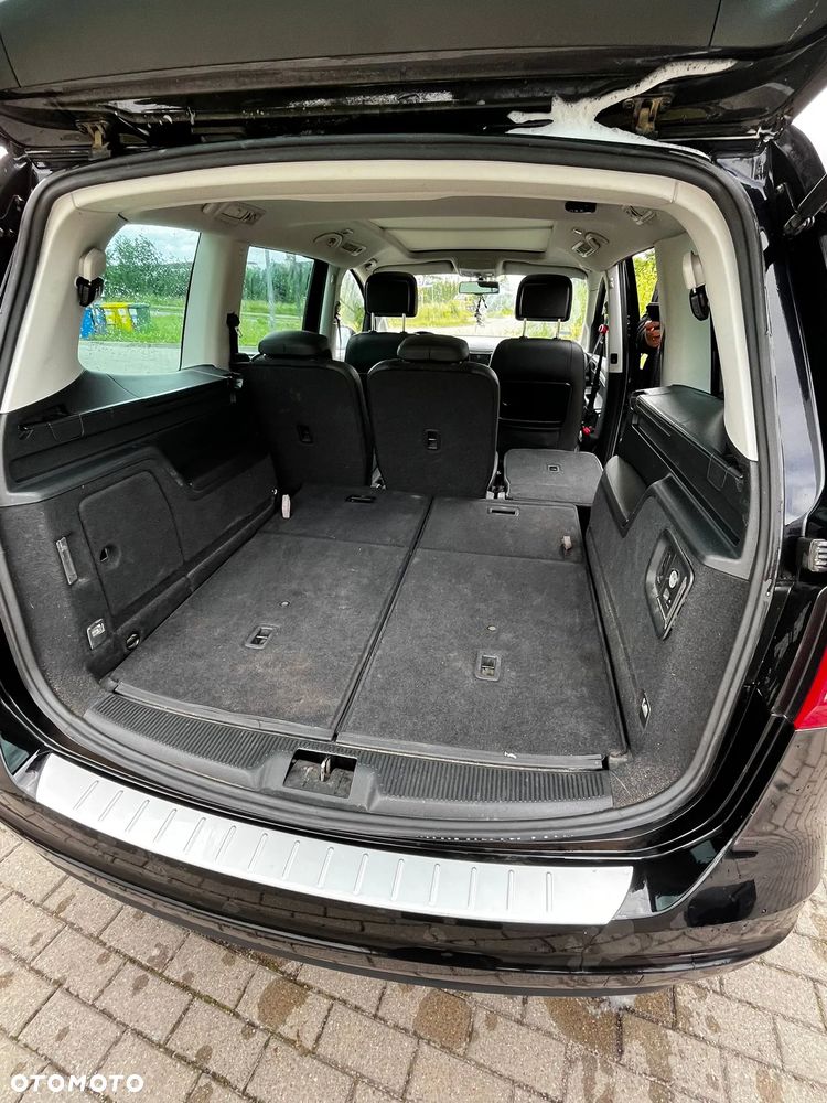Volkswagen Sharan - 27