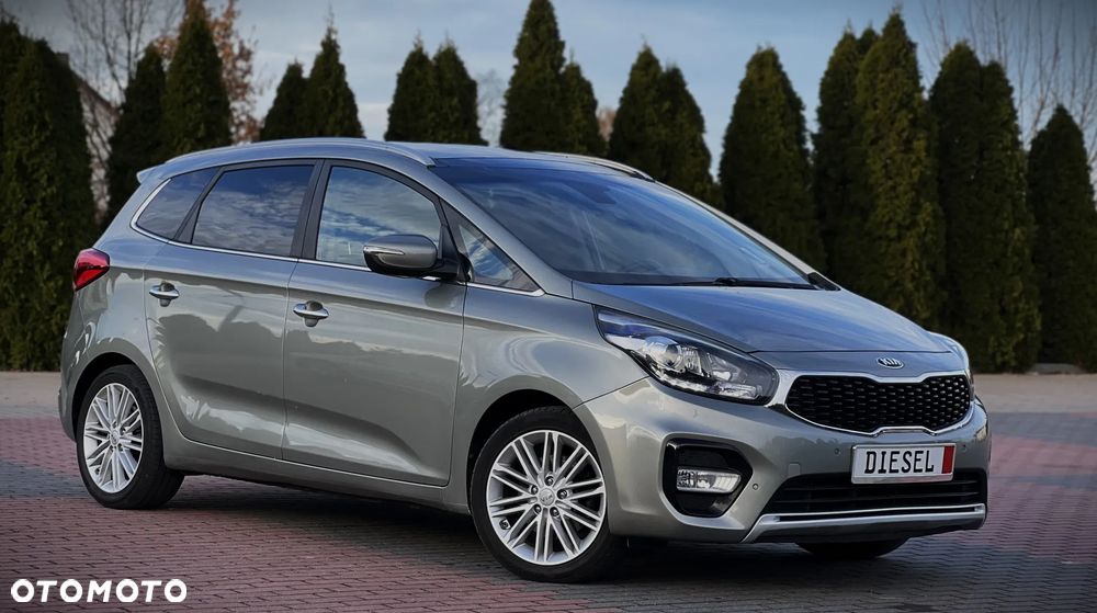 Kia Carens 1.7 CRDi S 7os - 8