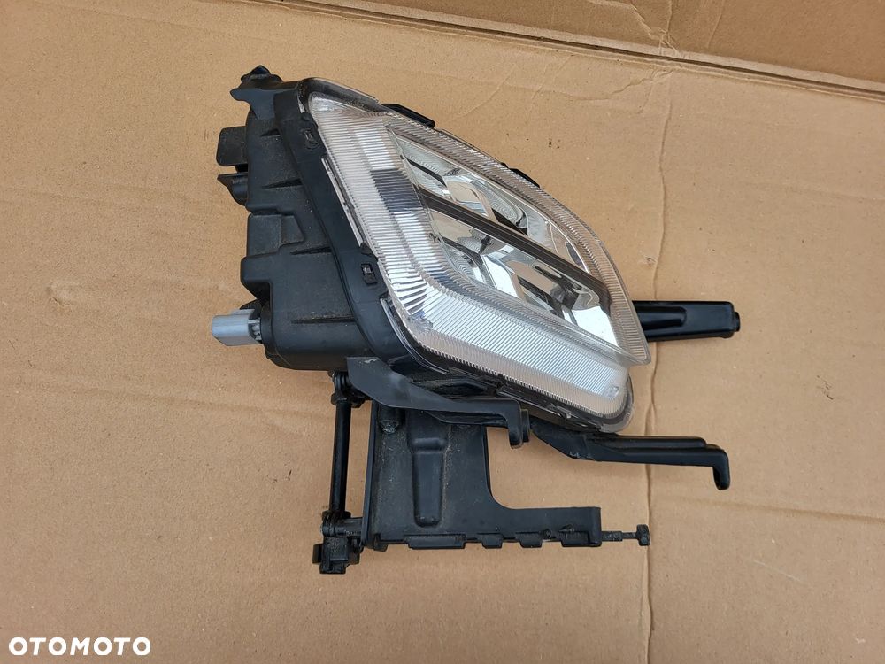 HALOGEN PRAWY DRL KIA OPTIMA HYBRID 92202-4U650 - 6