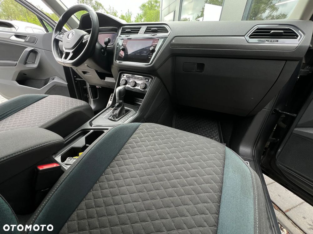 Volkswagen Tiguan 2.0 TDI SCR DSG IQ.DRIVE - 18