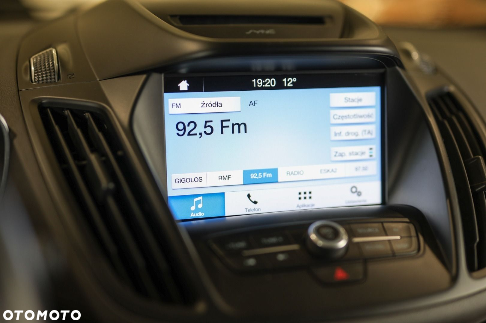 Ford Kuga - 22