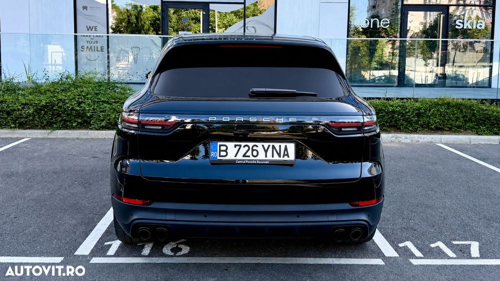 Porsche Cayenne - 17