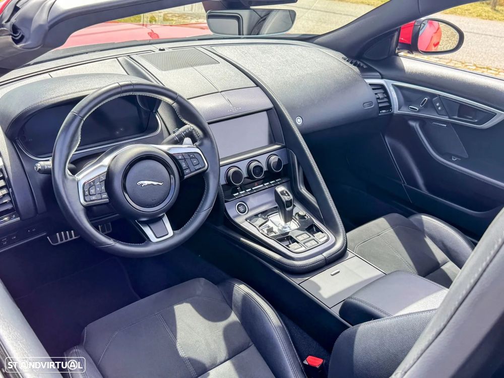 Jaguar F-Type P300 Aut. R-Dynamic Black - 29