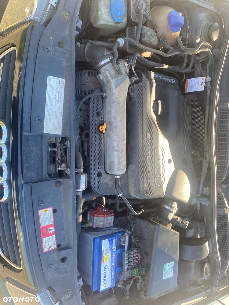 Audi A3 3-drzwiowe 1.8T Quattro Attraction - 19