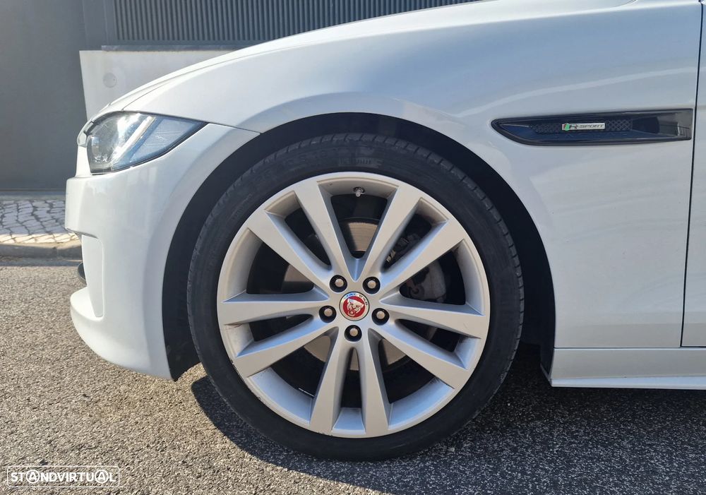 Jaguar XE 20d AWD Aut. R-Sport - 4