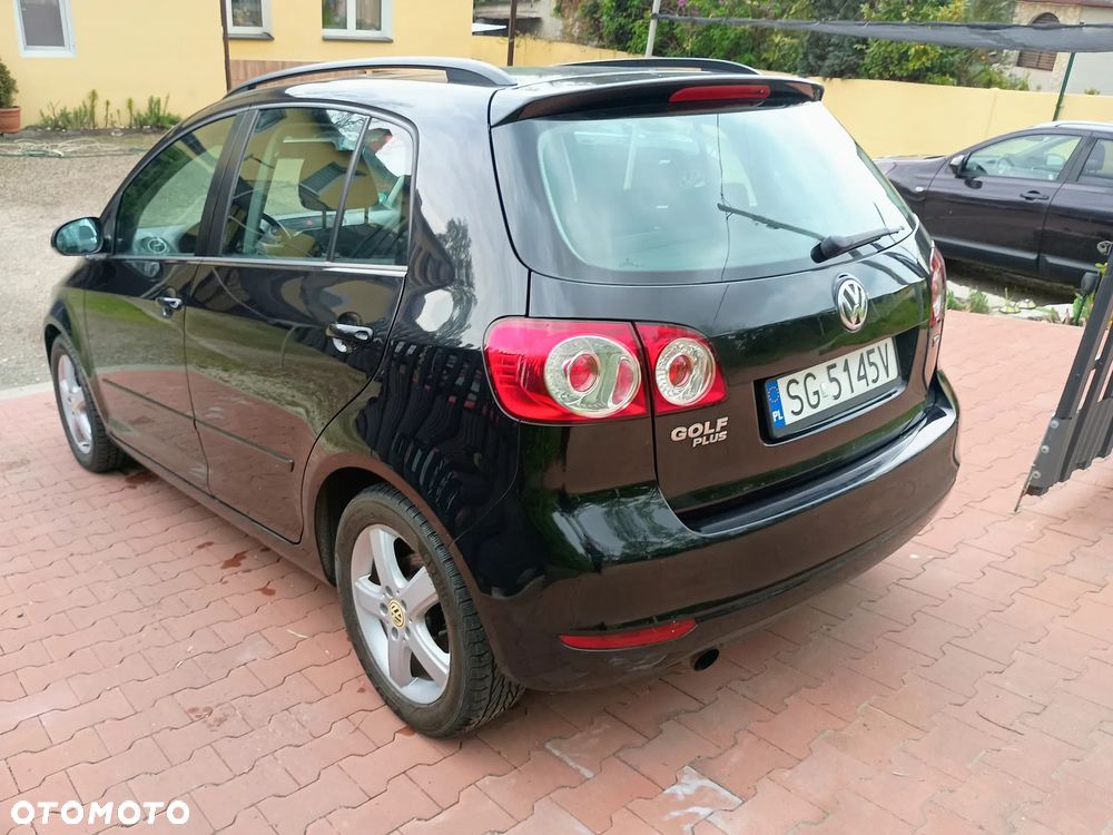 Volkswagen Golf Plus 1.6 TDI Comfortline - 19