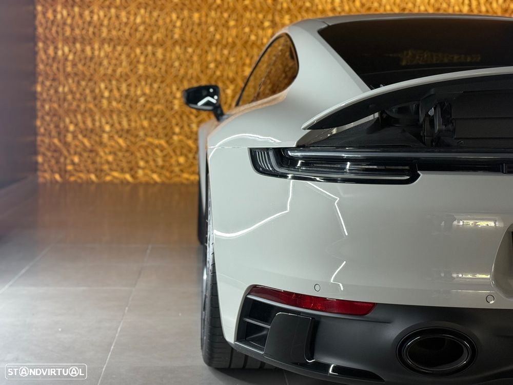 Porsche 911 (992) Carrera GTS PDK - 16