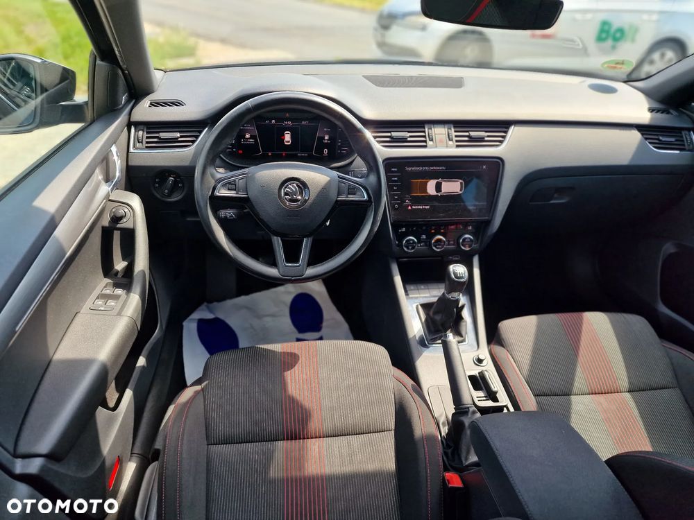 Skoda Octavia 2.0 TDI Sport Edition - 23