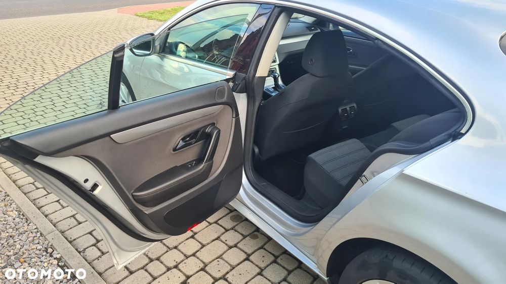 Volkswagen Passat CC 2.0 TDI DPF DSG - 25