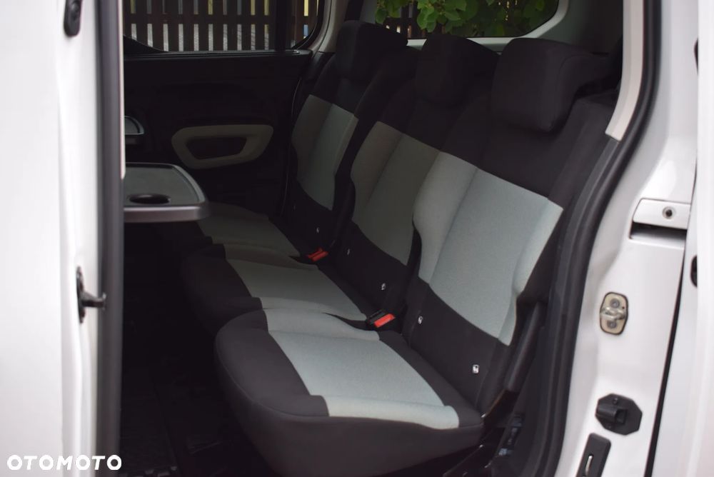 Citroën Berlingo XL 7-Sitzer BlueHDi 130 FEEL PACK - 9