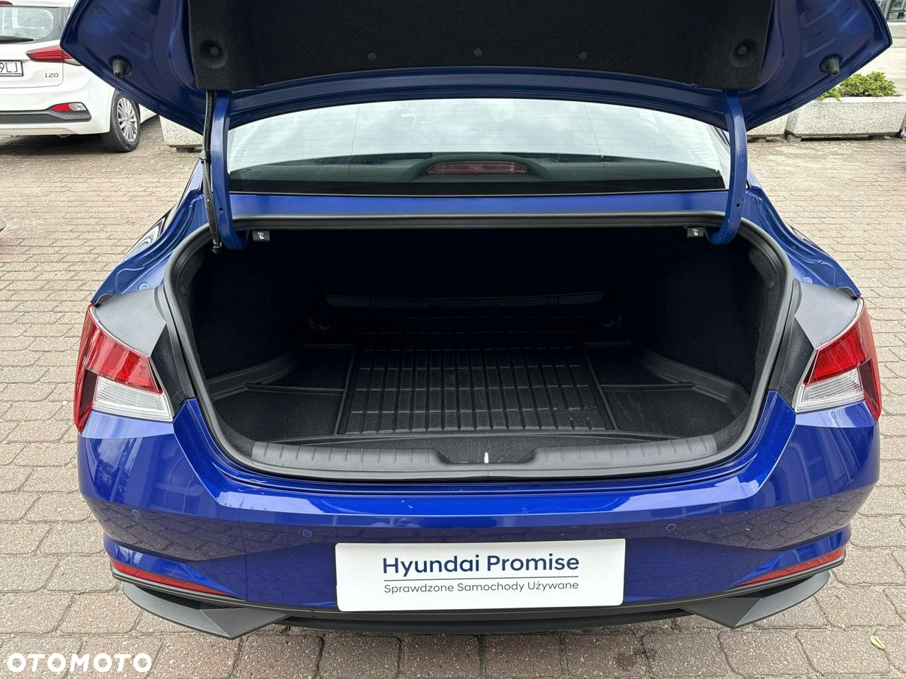 Hyundai Elantra 1.6 Modern CVT - 10