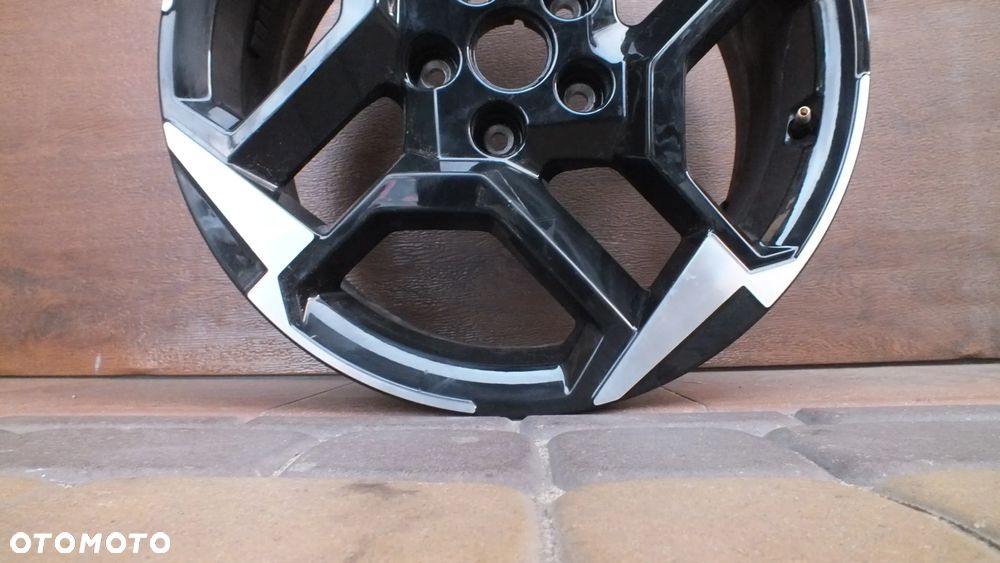 Felga aluminiowa 7,5x18 Kia Sportage V 52910-R2620 - 4