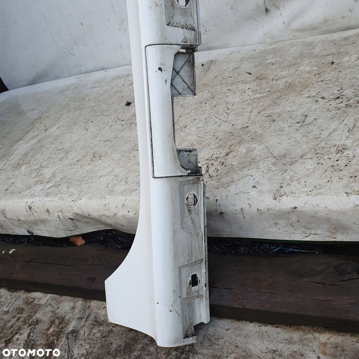 listwa progowa prawa Audi A7 C7 LY9C S-line - 3