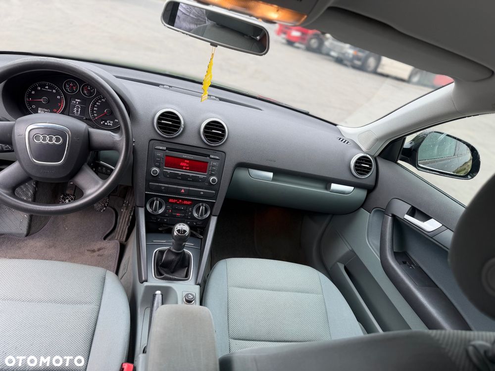Audi A3 Sportback 1.6 Ambition - 10