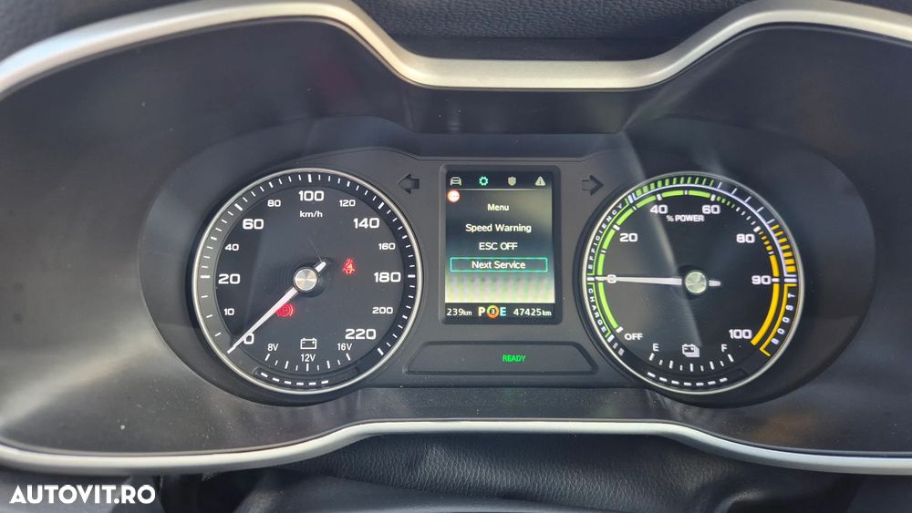 MG ZS EV Luxury - 26