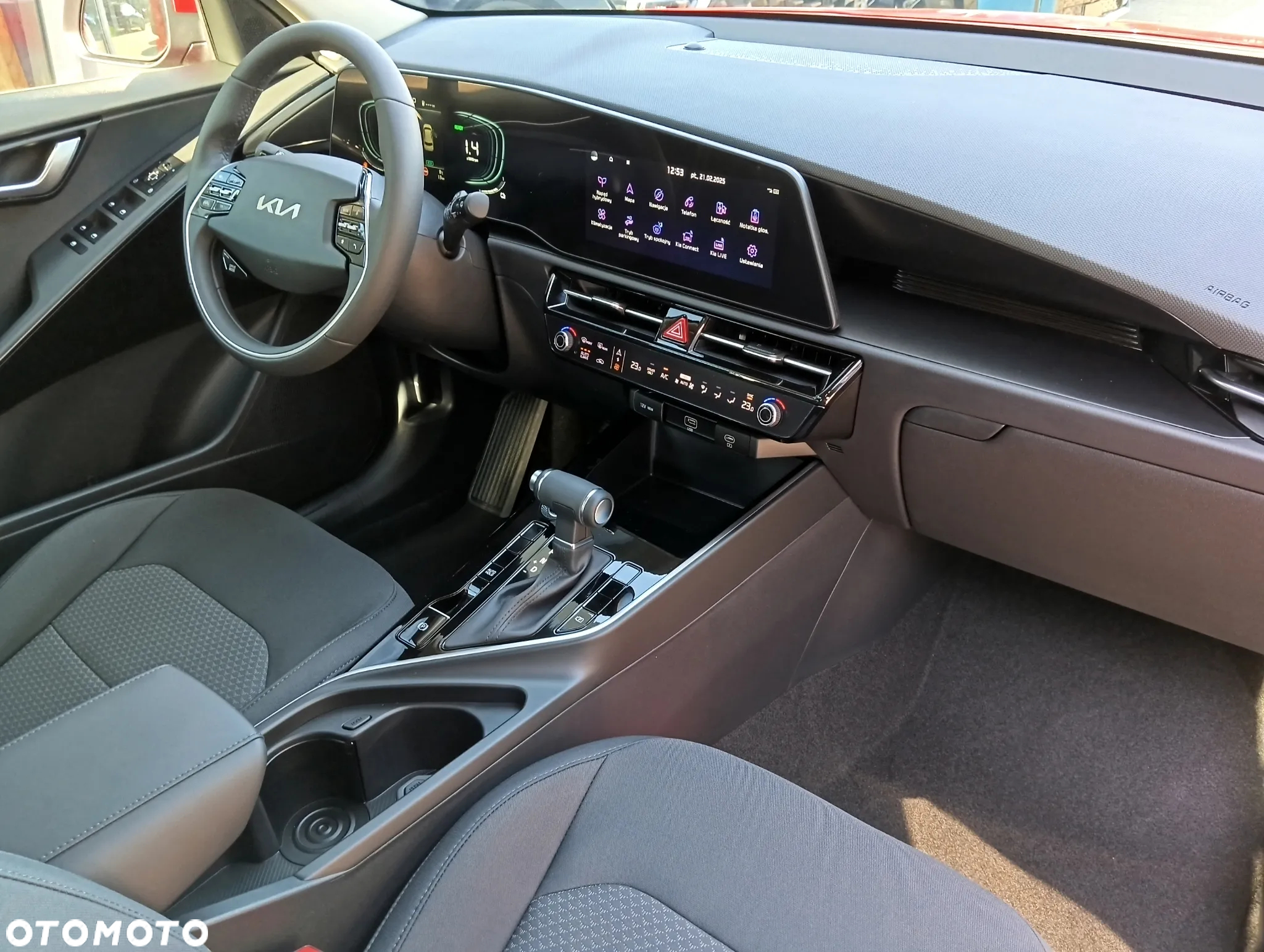 Kia Niro 1.6 GDI Hybrid M - 13