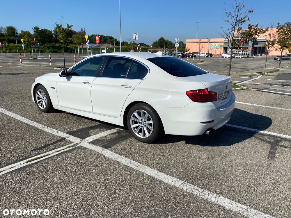 BMW Seria 5 518d Luxury Line sport - 9