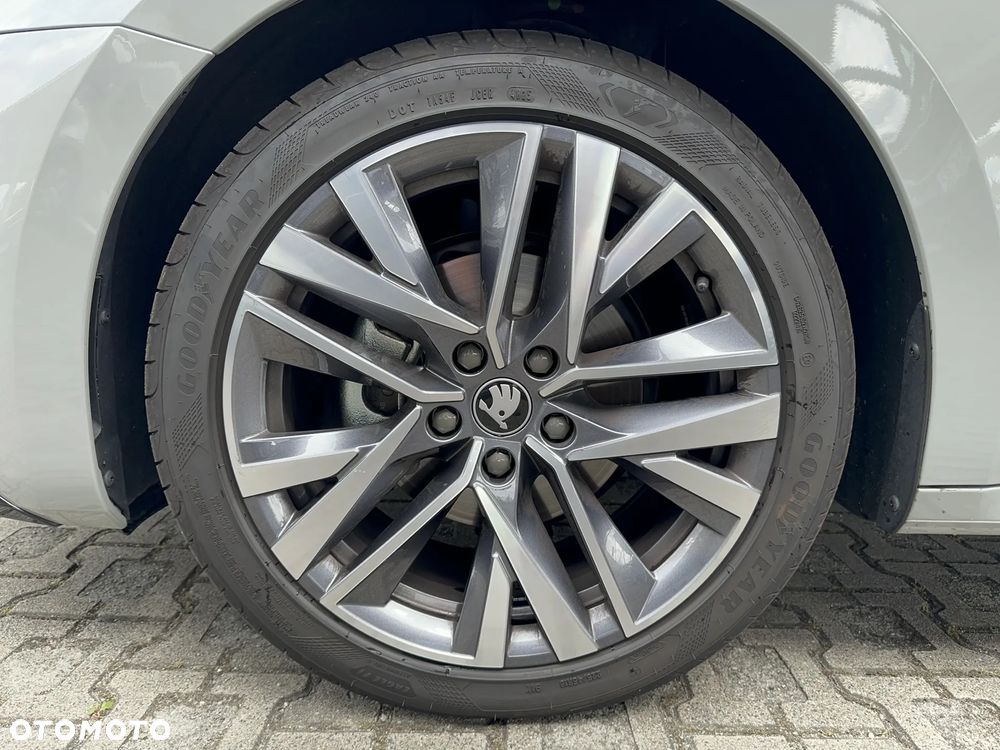 Skoda Octavia 1.5 TSI mHEV Sportline DSG - 10