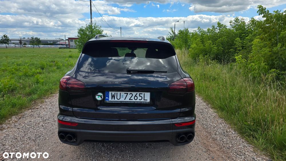 Porsche Cayenne S Platinum Edition - 6