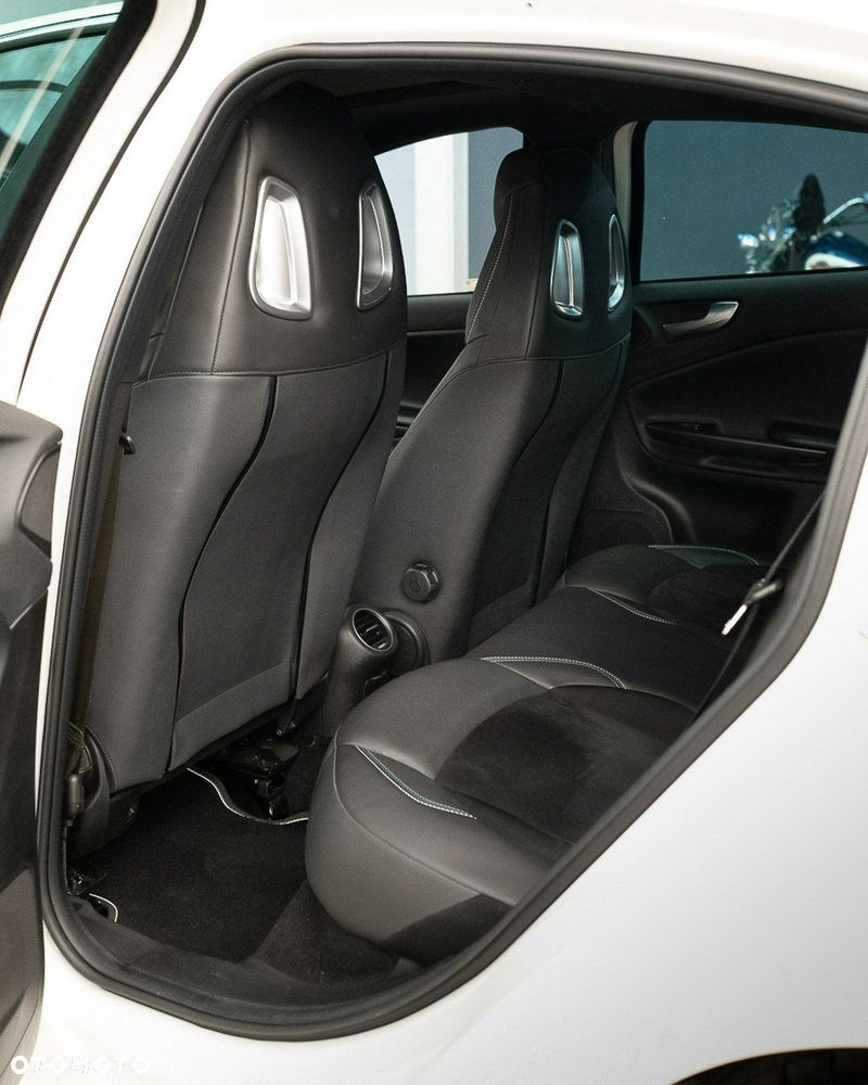Alfa Romeo Giulietta 1750 TBi QV TCT - 22