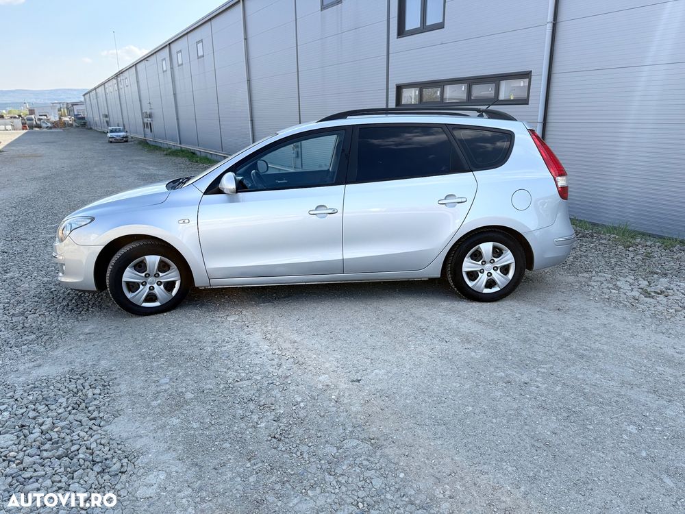 Hyundai i30 1.4 Comfort - 4
