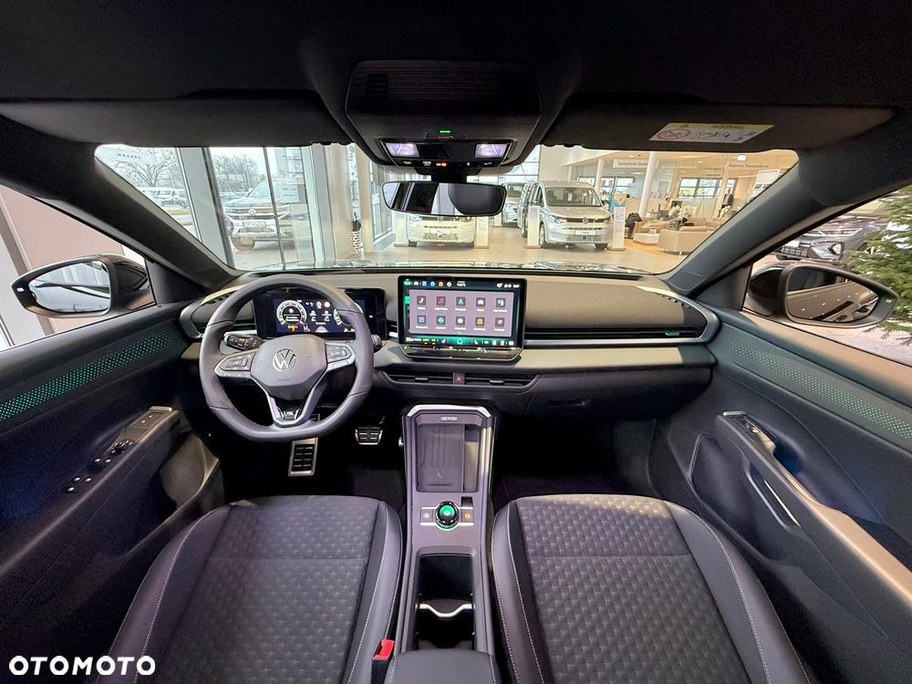 Volkswagen T-Roc - 12