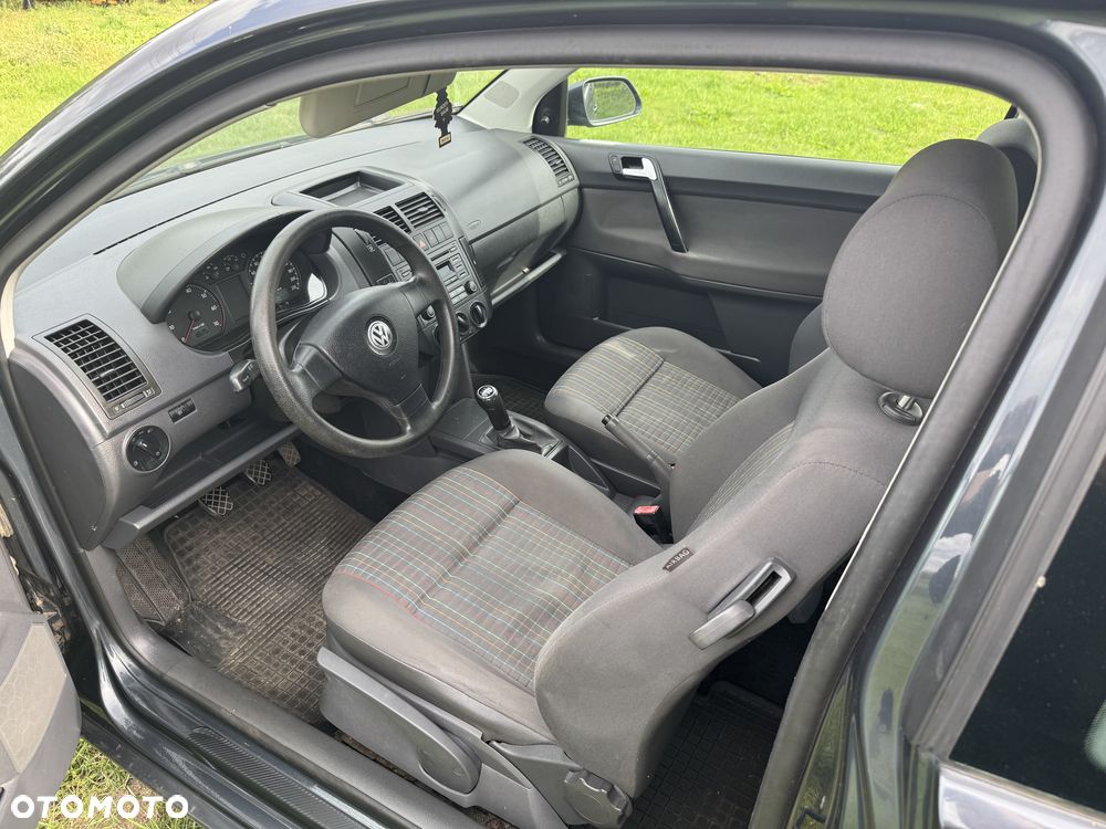 Volkswagen Polo - 9