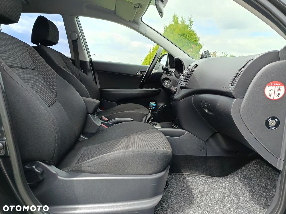 Hyundai i30 - 11