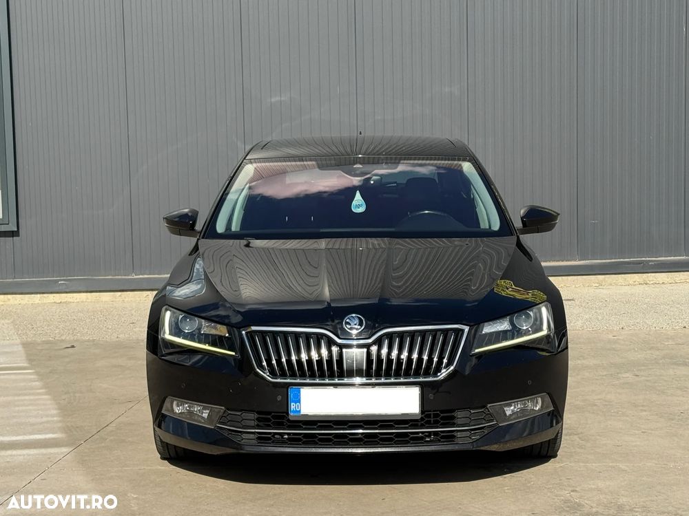 Skoda Superb 2.0 TDI DSG Laurin & Klement - 1