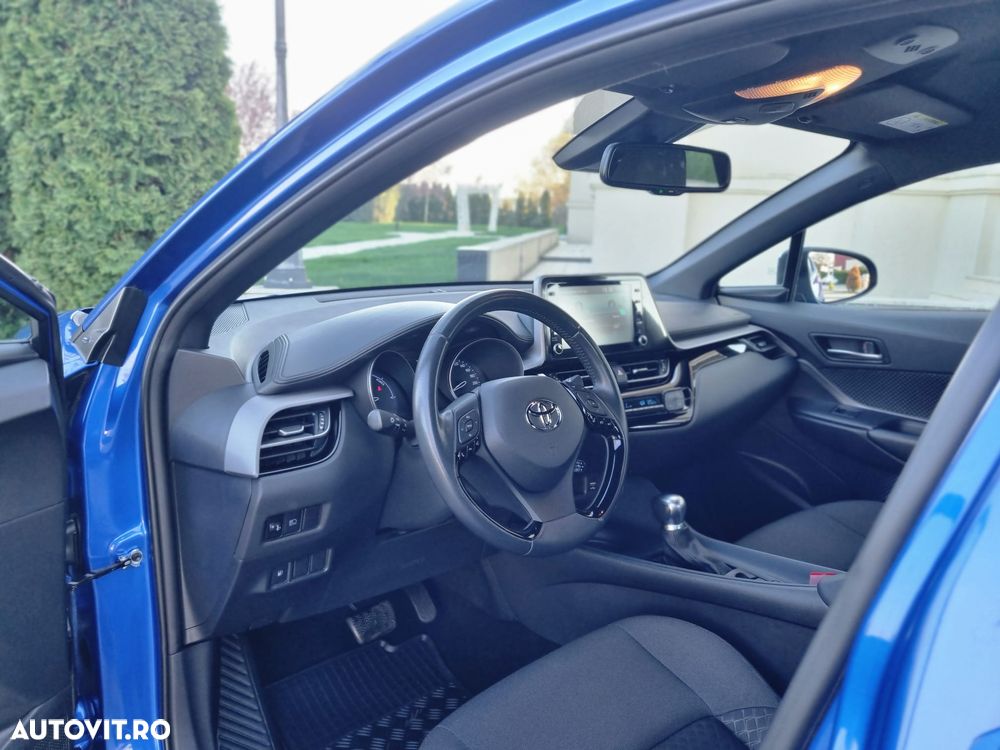 Toyota C-HR Style Selection - 13